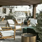 Europa 4*