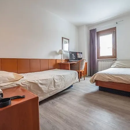Hotel Europa 4*